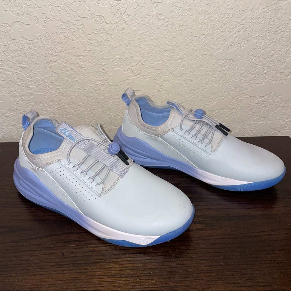 Clove Woman’s Classic Nursing Shoes grey matter